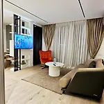Center Easy_luxury شقة *